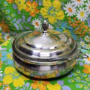 The Sheffield Silver Co Vintage Casserole Glass Pyrex Serving Dish